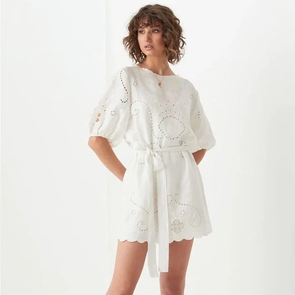 NWOT Spell and the Gypsy Collective Lala Linen Eyelet Shift Dress SZ XS Z253-44